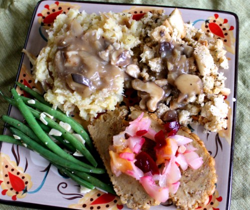 Vegan Thanksgiving Dinner | JL Fields | JLGoesVegan.com