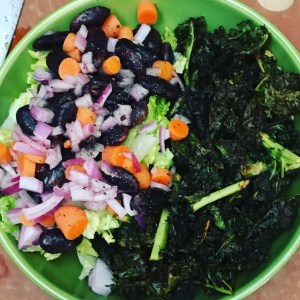 Bean salad and air fried kale chips | @jlgoesvegan