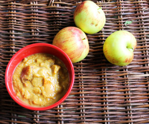 Fall-Inspired Vegan Split Pea Soup | JL Fields | JLgoesVegan.com